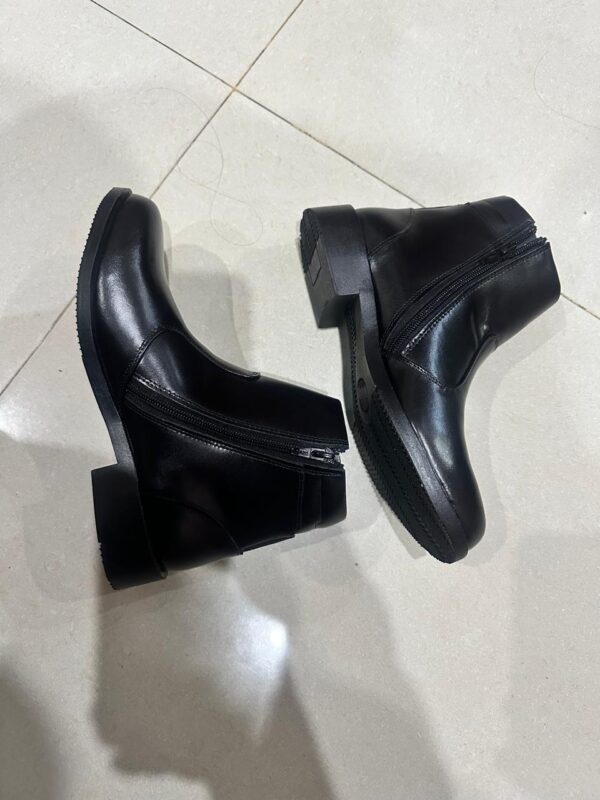 Zip-Up Chunky Ankle Shoes